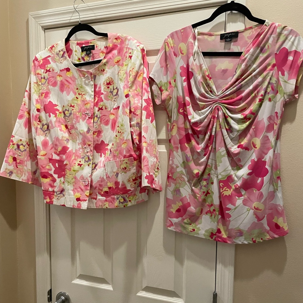 Josephine Jacket and matching top floral size 16 Jacket top a size large